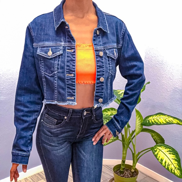 Cropped Denim Jacket - Picture 3 of 6